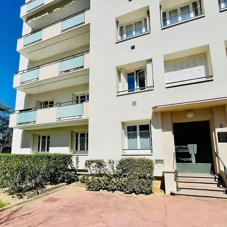 Magnifique Independant Au Rez-de-chaussee Appartement