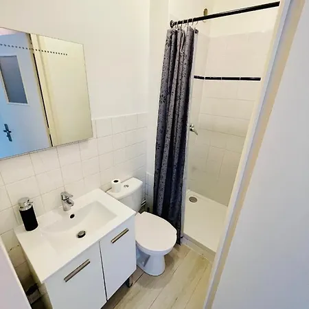 Apartment Magnifique Independant Au Rez-de-chaussee *